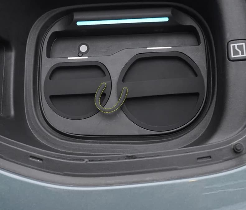 מטען ל-Zeekr 001 - עמיד למים 3